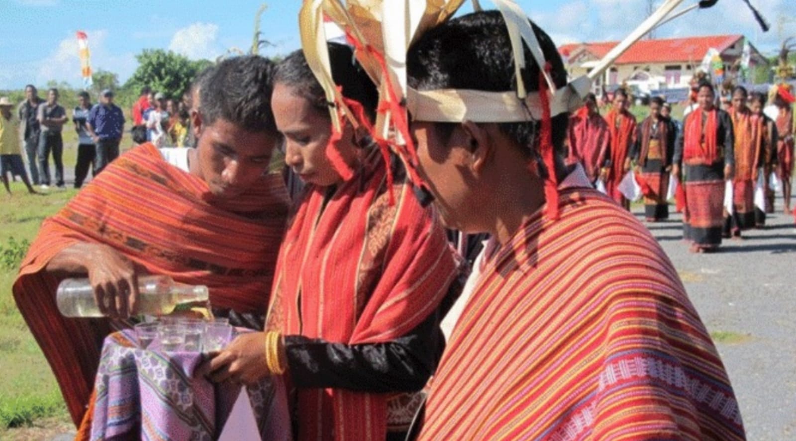 5 Tradisi Unik di Kepulauan Maluku 