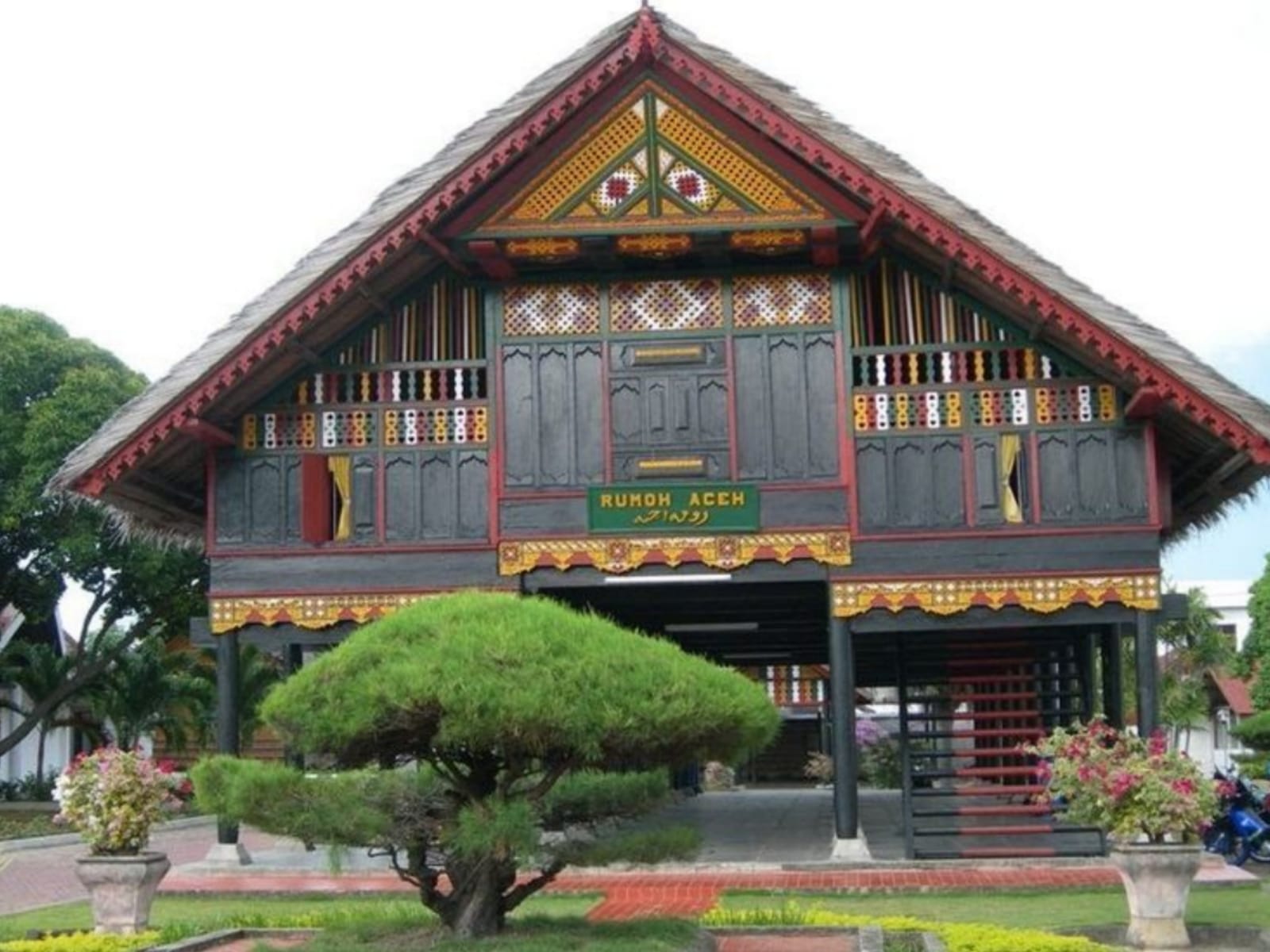 Rumah Adat Khas Aceh yang Penuh Makna