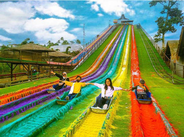 5 Tempat Wisata yang Hits Karena Tiktok, Bisa Jadi Inspirasi Liburanmu
