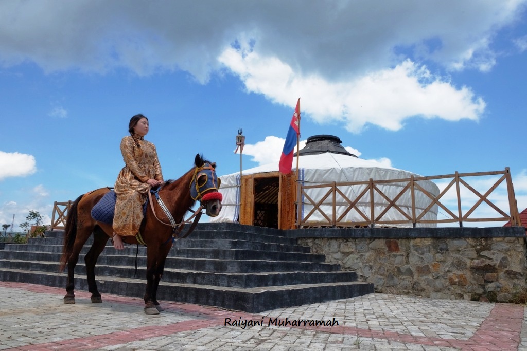 Melihat Keunikan Budaya Mongolia di 'Little Mongolia' Tanjung Lesung