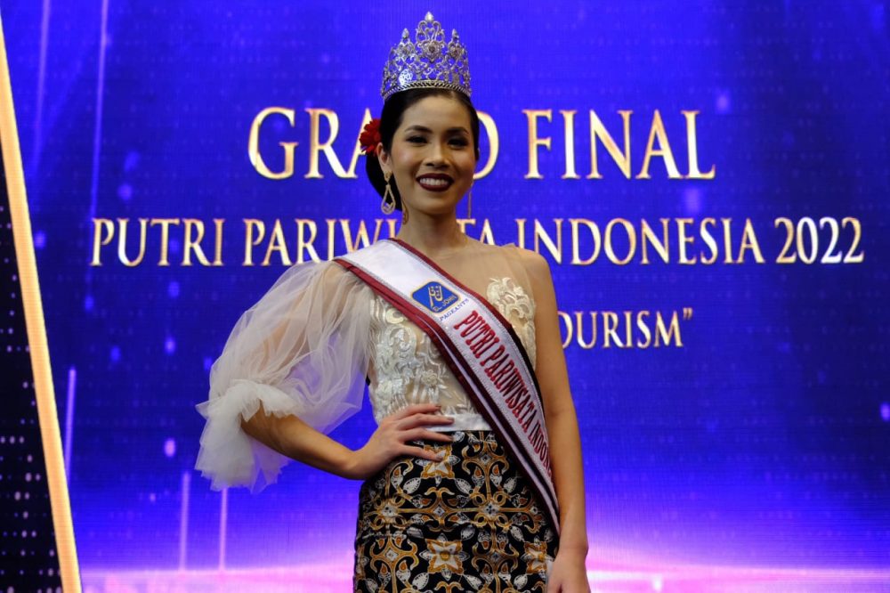 Tania Saputra, Finalis Asal Bali Pertama yang Sukses Raih Gelar Putri Pariwisata Indonesia 2022