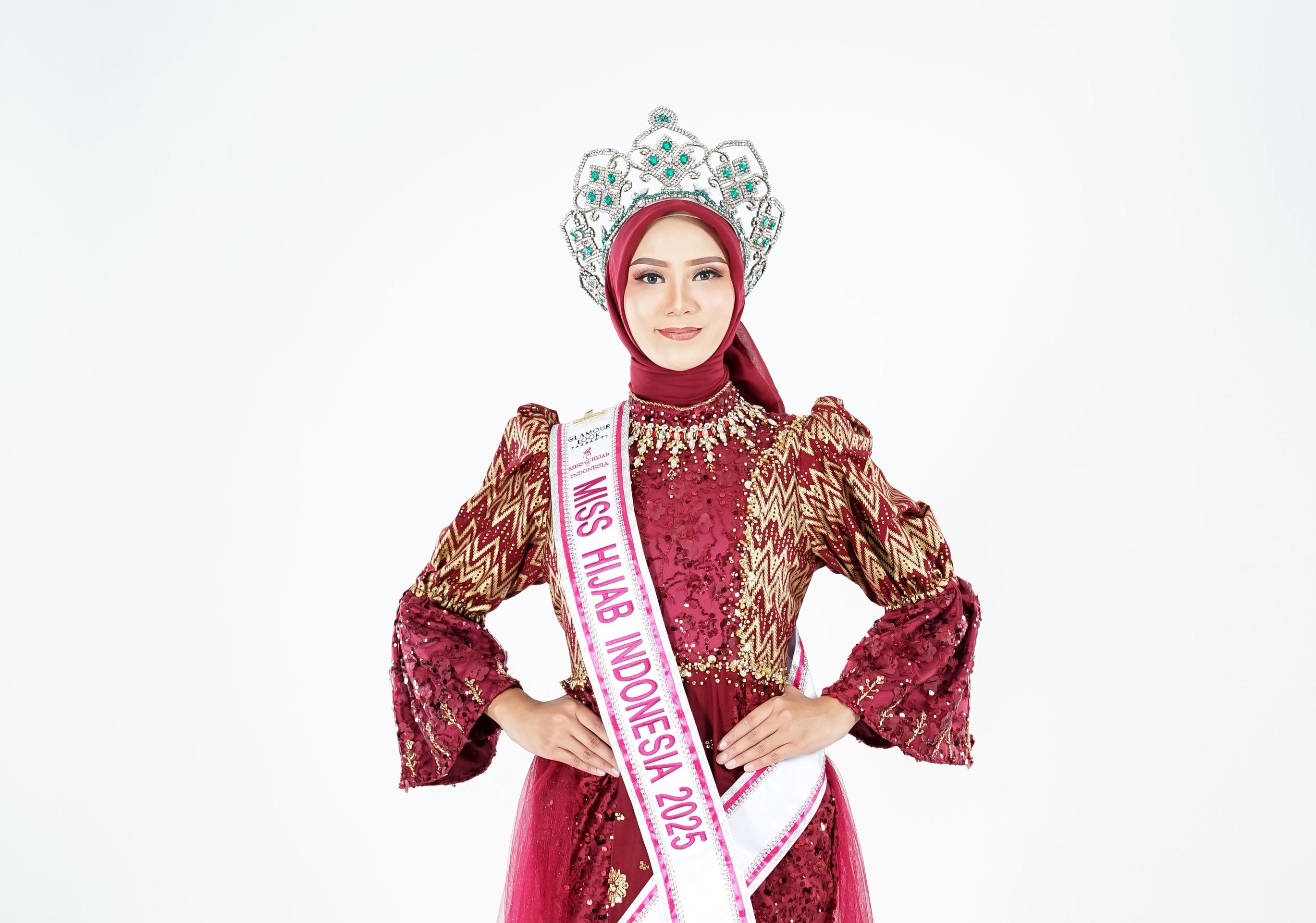 Oleh Gadis Alila Kuncoro, 21 tahun - Miss Hijab Indonesia 2025