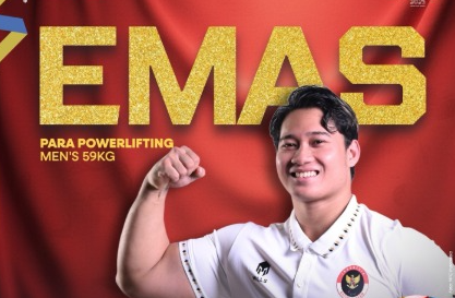 Tampil Percaya Diri, Mabruk Arib Dzaky Rebut Medali Emas di Para Powerlifting APG 2025