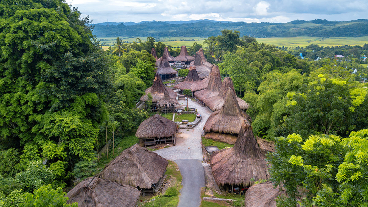 7 Kampung Adat Megalitikum di Tanah Sumba, Nusa Tenggara Timur