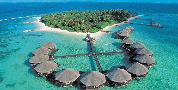 Dijuluki Pristine Island, Pulau Derawan Bak Surga Tropis di Ujung Kalimantan