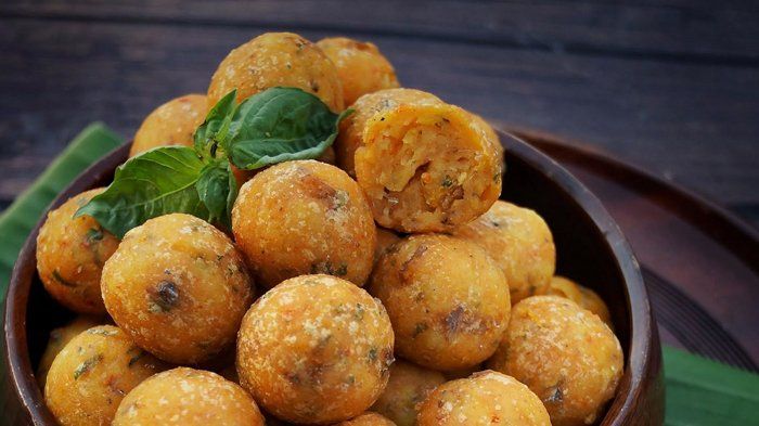 Berburu 7 Jajanan Khas Sumatra Barat untuk Oleh-Oleh